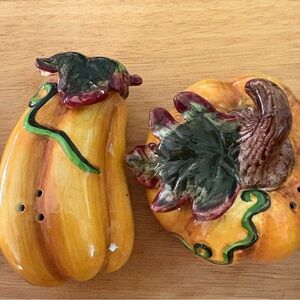 Lillian Vernon Vintage Salt And Pepper Shakers